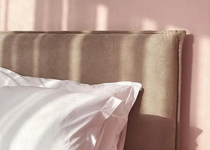 Lulu - Peony Golem (Tirana)